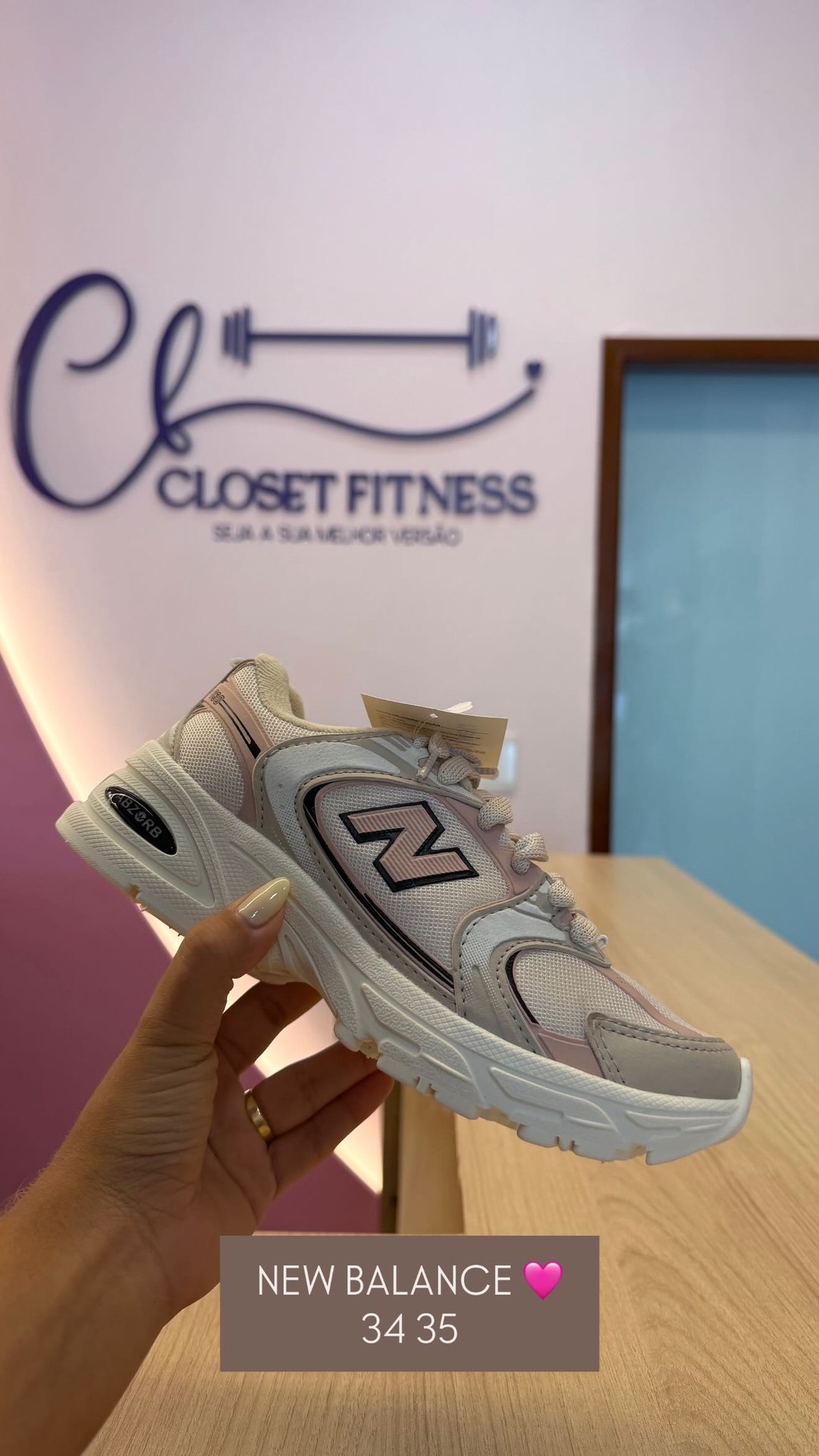 Tênis New off c/ rosa