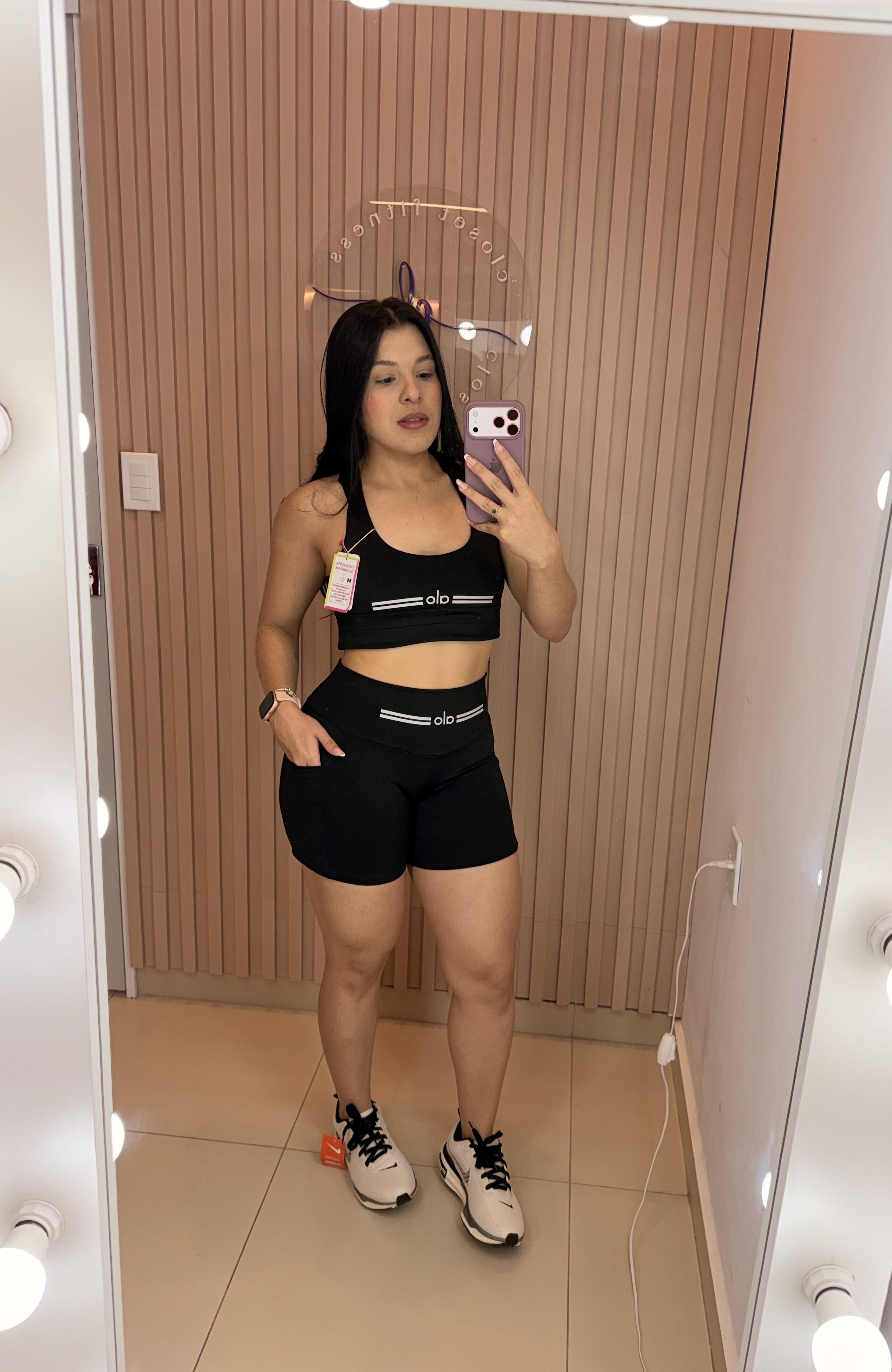 Conjunto short Alo